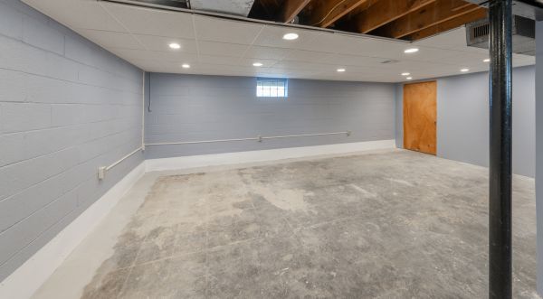 Basement Water Extraction in Round Rock